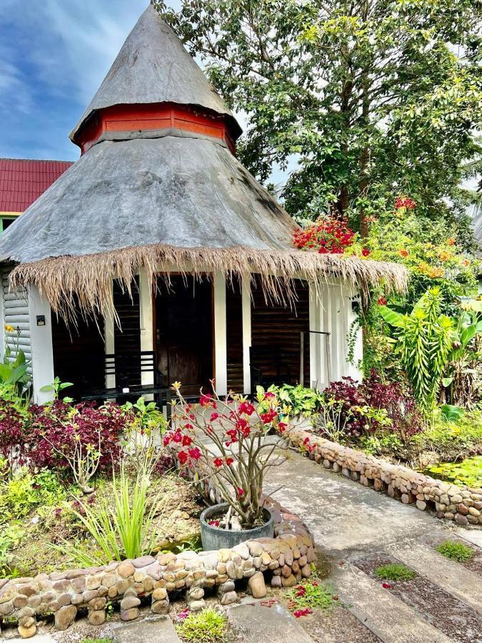 M'Pay Bay Guesthouse Koh Rong Sanloem Exterior photo